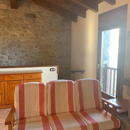 Ca L'isidret Lles